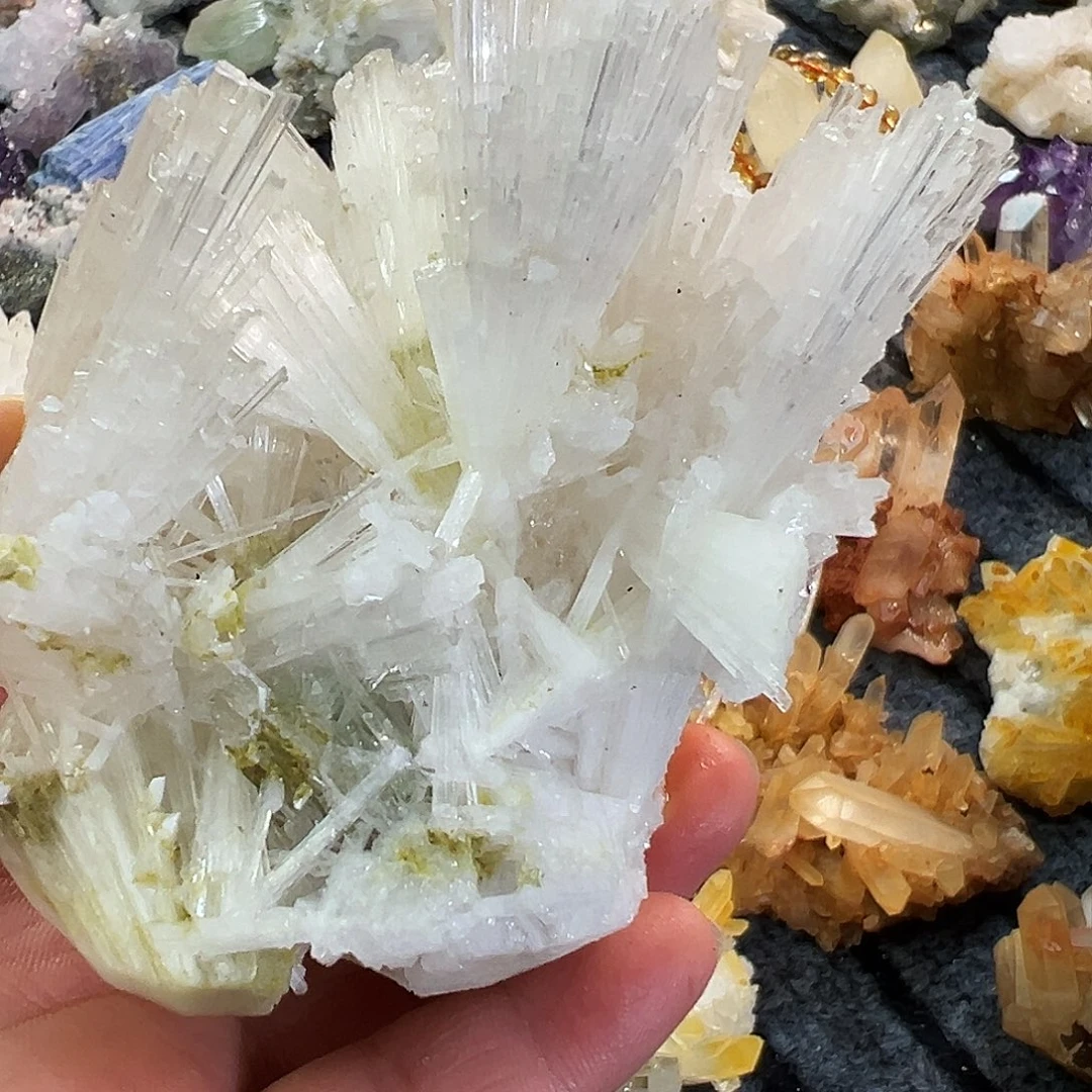 破***年水晶珠宝半成品未镶嵌