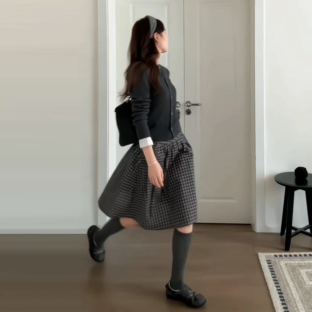 韩系chic早秋减龄大方得体一整套穿搭2025新款休闲慵懒风套装裙女