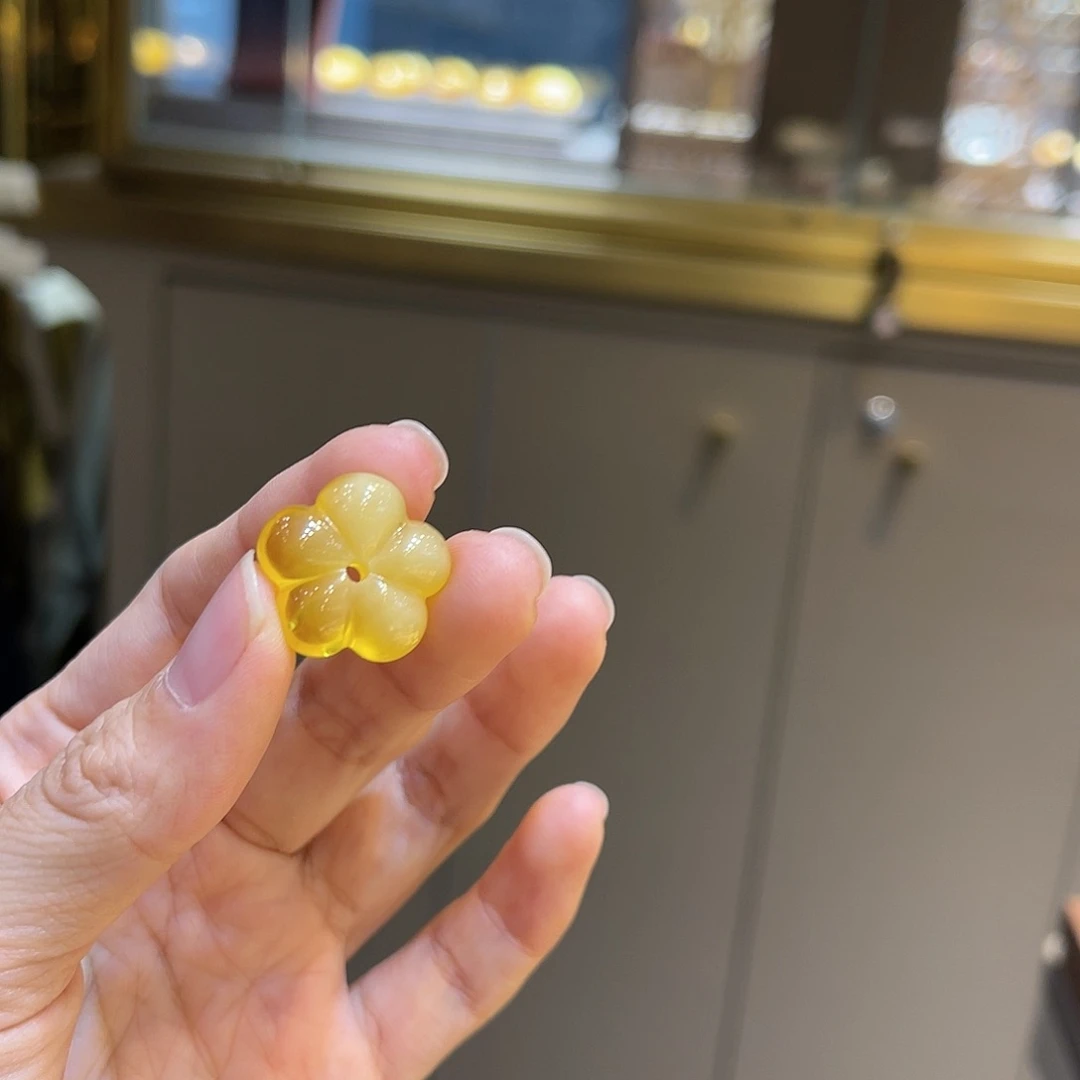 琥珀珠宝奇石未镶嵌a****6花