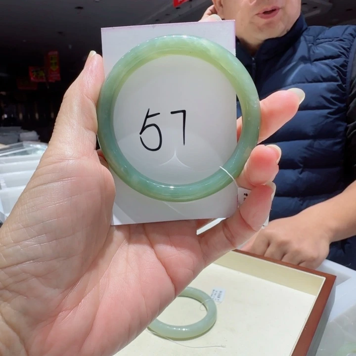 和田玉未镶嵌手镯681