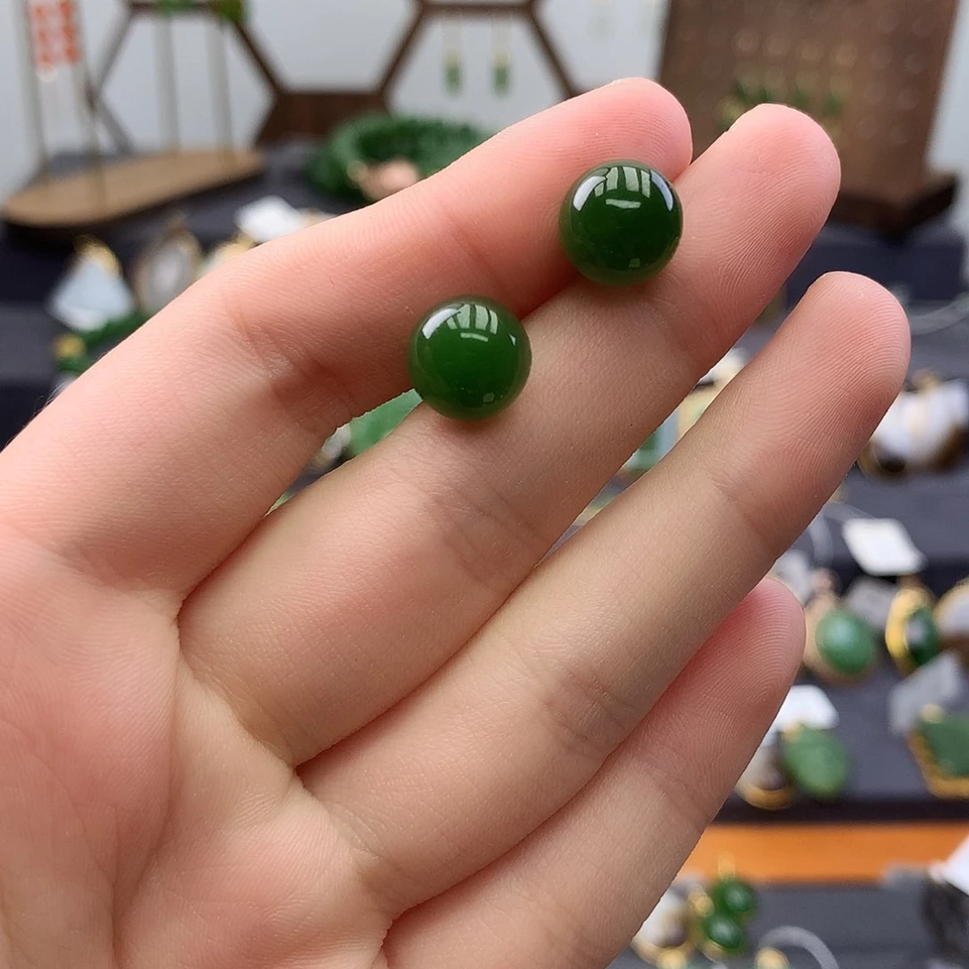 和田玉18K金镶嵌耳饰