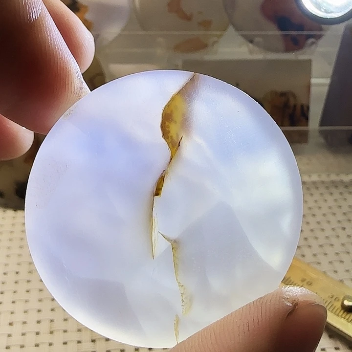 玛瑙/玉髓未镶嵌珠宝奇石