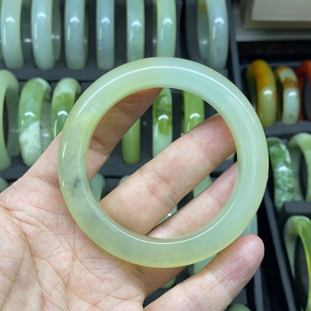 岫玉未镶嵌手镯57