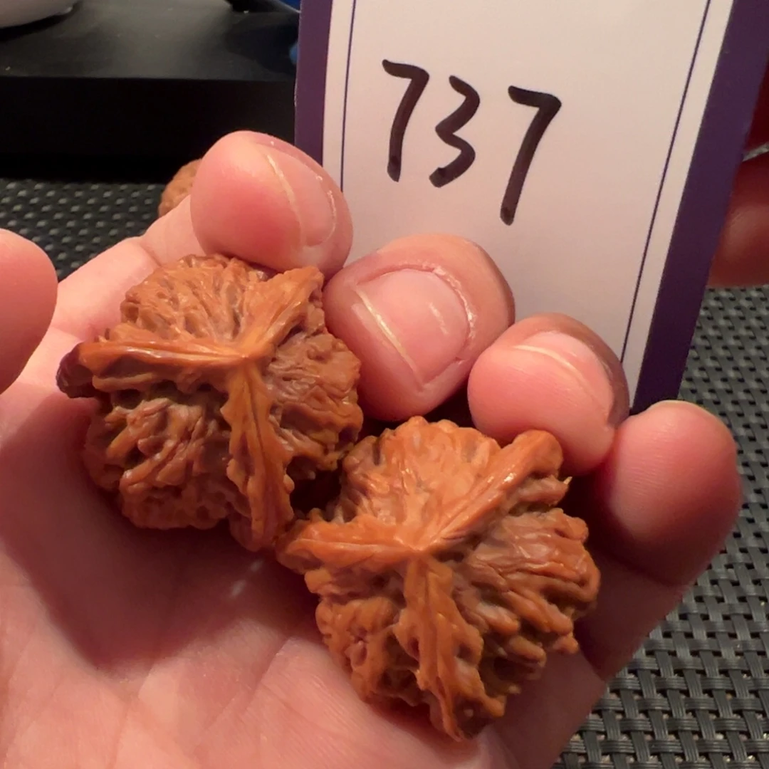 文玩核桃把件全品盘山三棱32尺寸737号