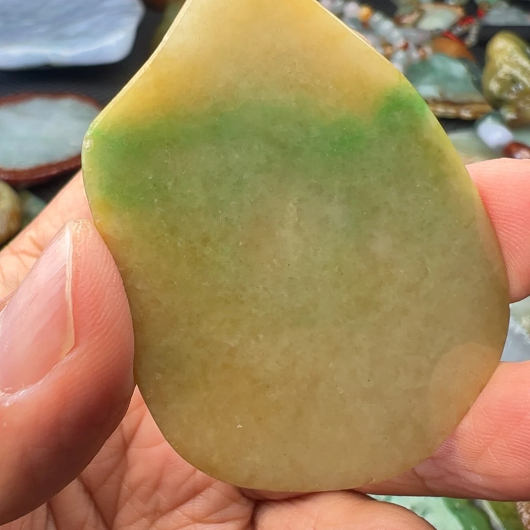 翡翠裸石缅甸翡翠