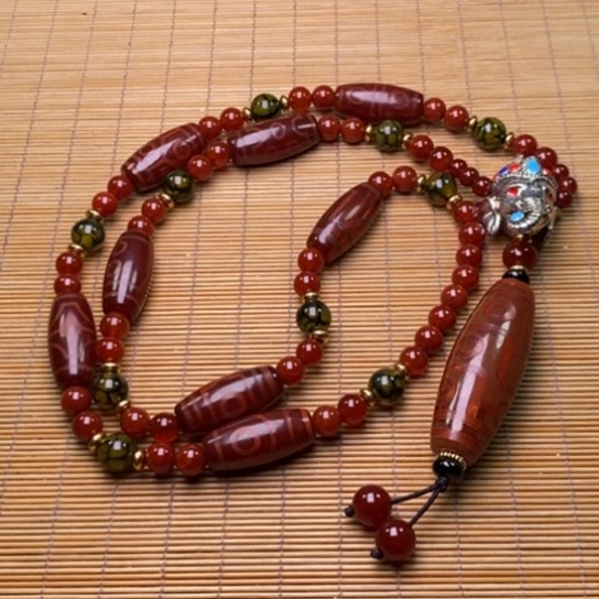 玛瑙/玉髓颈饰未镶嵌