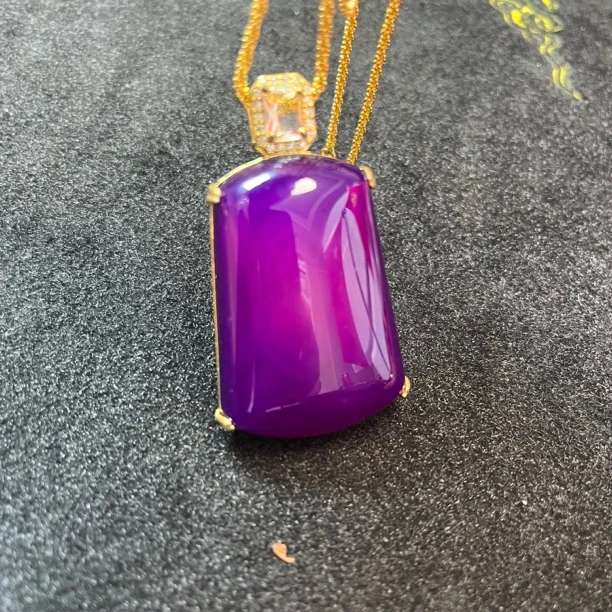 高端天然紫龙醇面包无事牌