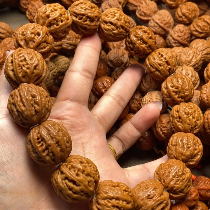 文玩核桃吊坠麻花八棱手持