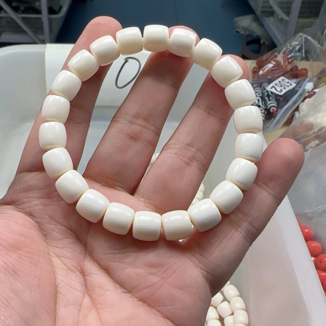 白玉菩提吊坠白色710