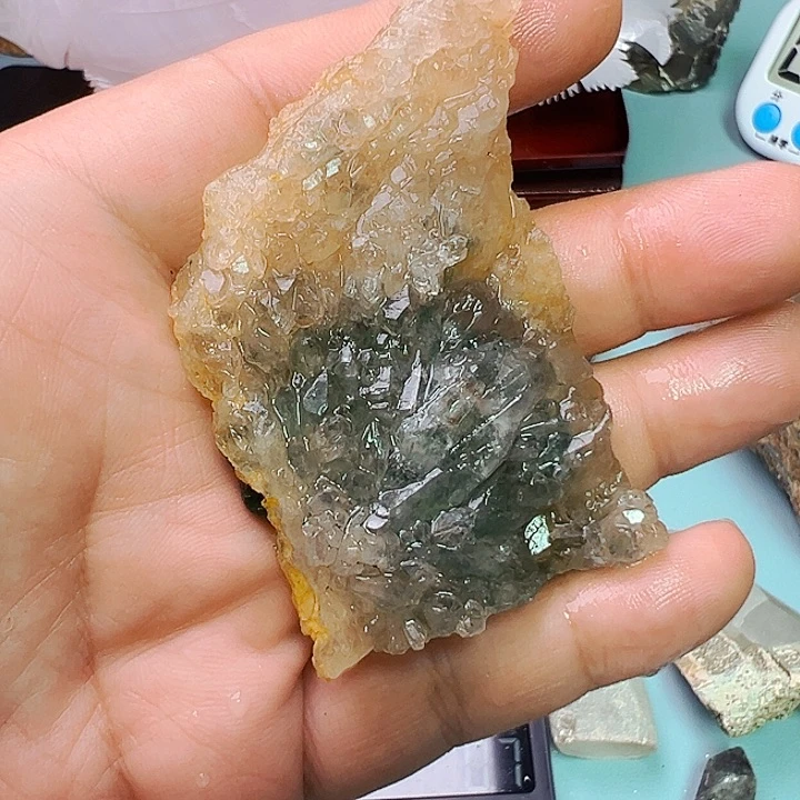 未镶嵌珠宝半成品水晶玻**极