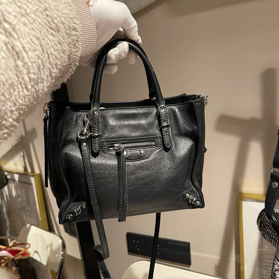 95新 Balenciaga/巴黎世家 黑色mini papier机车包，尺寸24*14