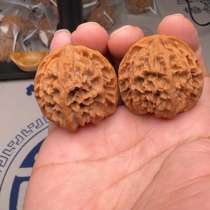 把件桃核山地苹果园39尺14