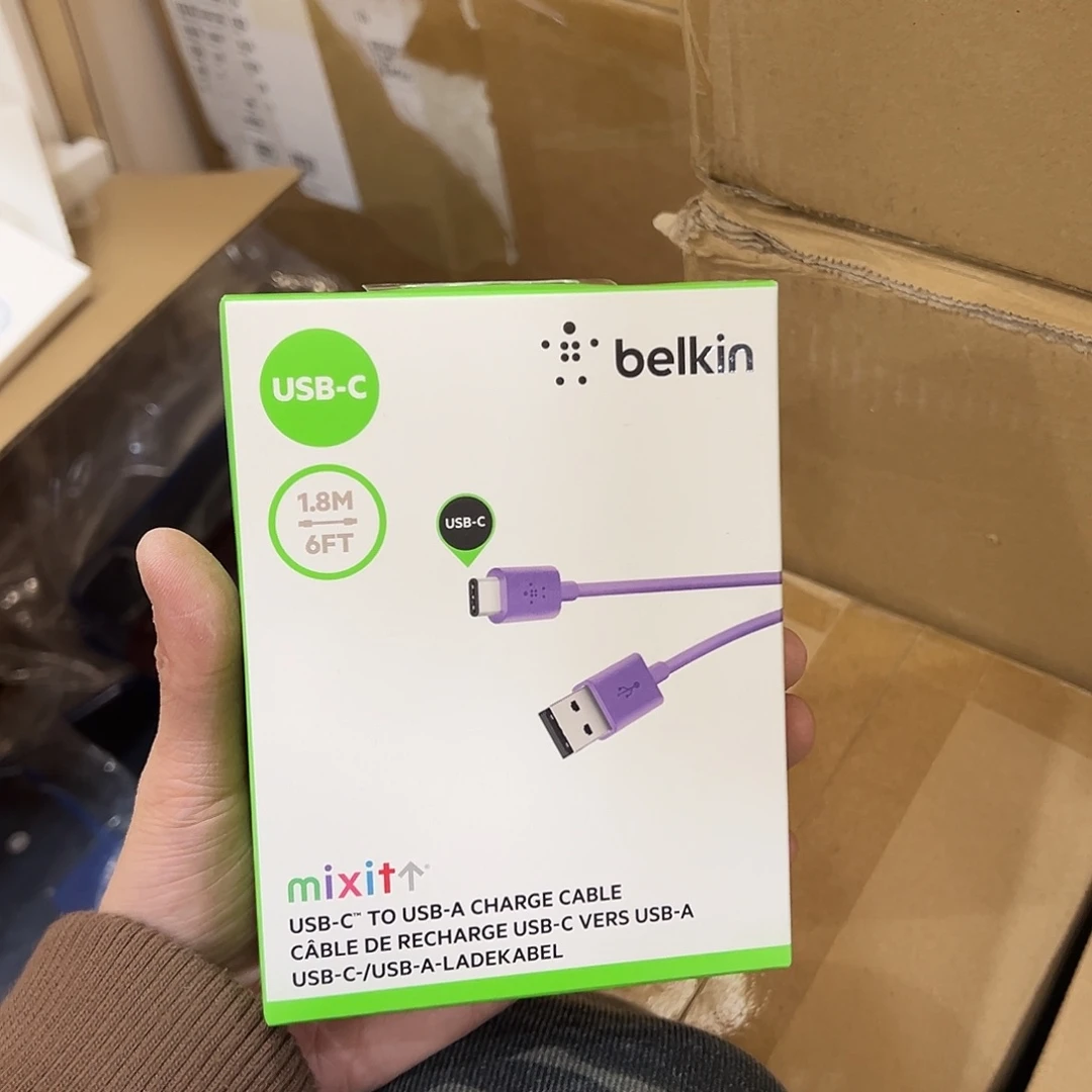 准新品1.8M U-C数据线盒装