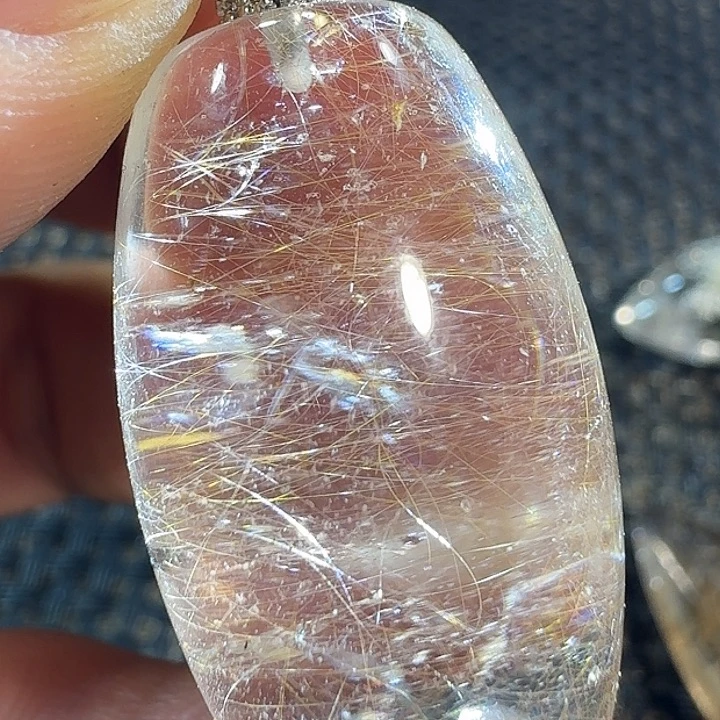 欢***鹏发晶未镶嵌颈饰你