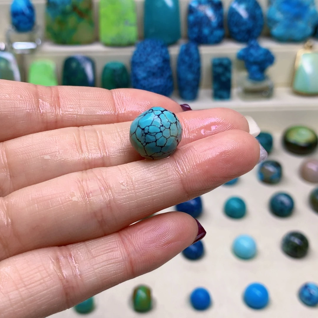 绿松石未镶嵌三彩随行