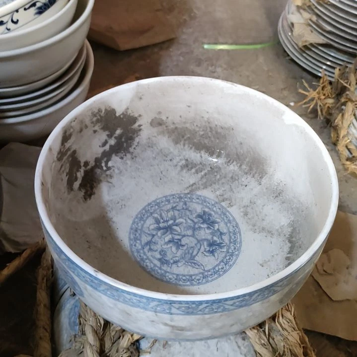 摆件陶瓷盘子碗啥都有