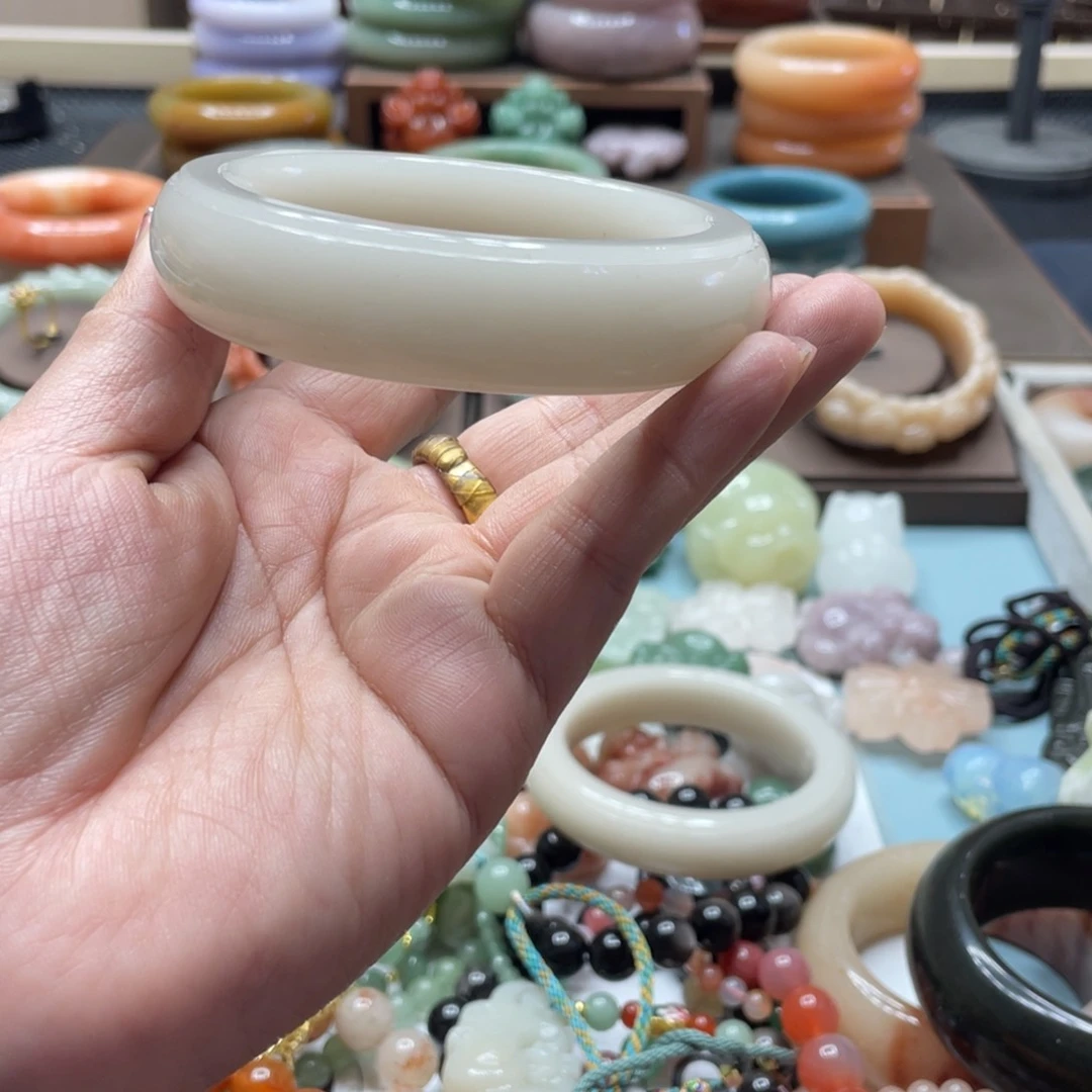 石英质玉手镯合金贵*