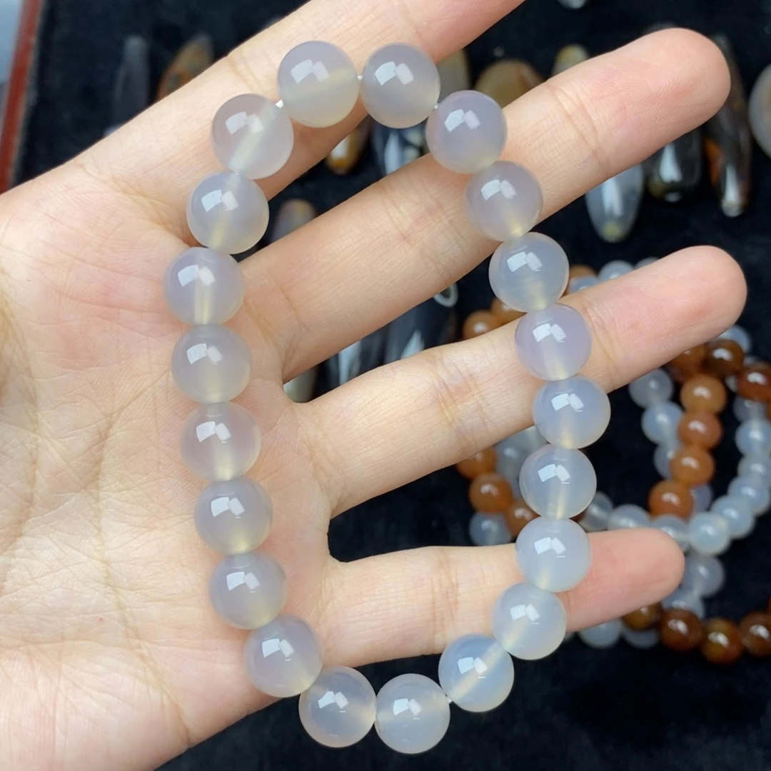 玛瑙/玉髓颈饰未镶嵌唐****育