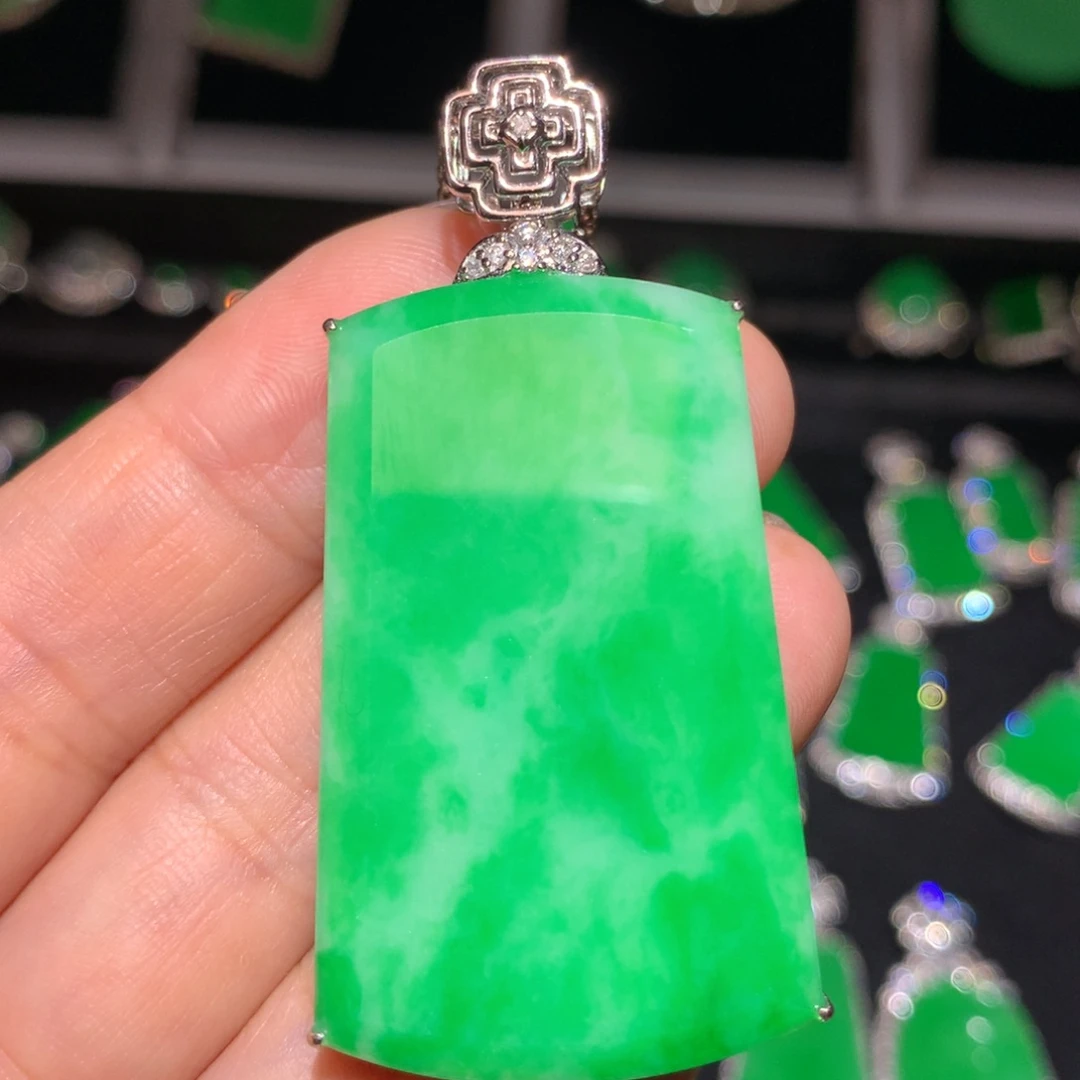 翡翠18K金镶嵌吊坠(不含链)翡翠