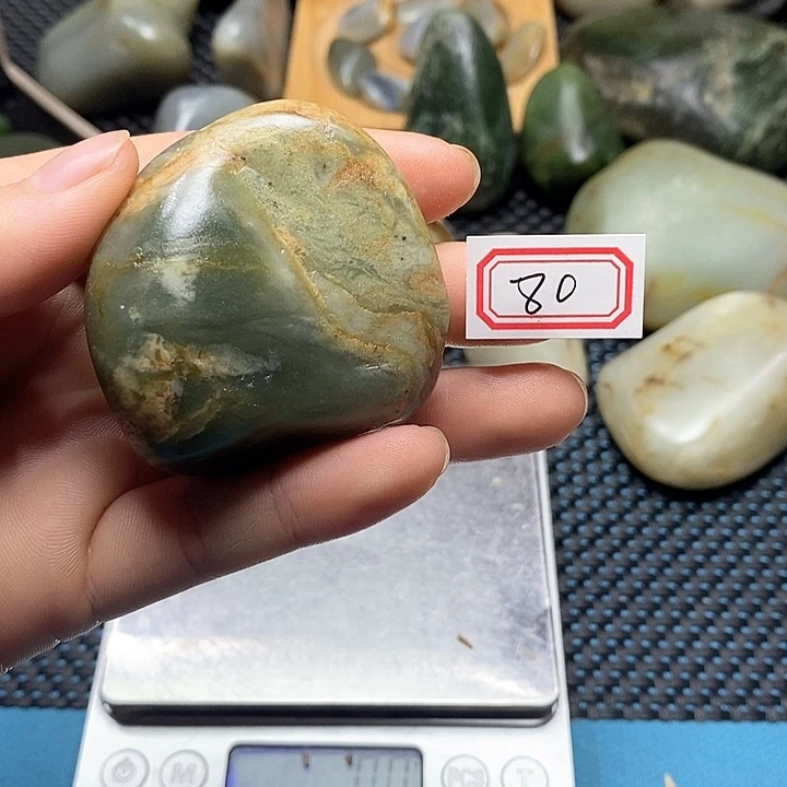 未镶嵌和田玉挂件80