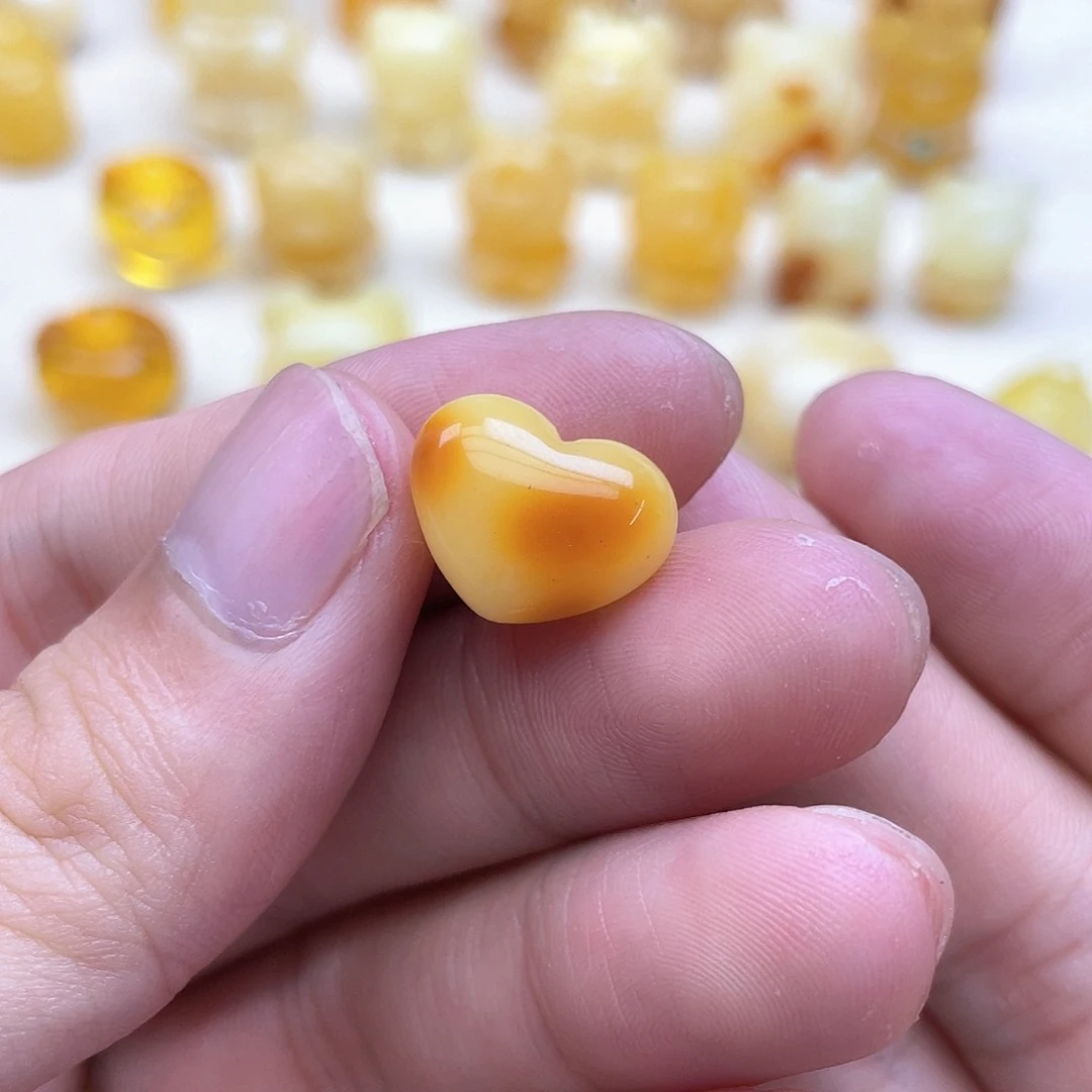 未镶嵌琥珀裸石?****?蜜蜡