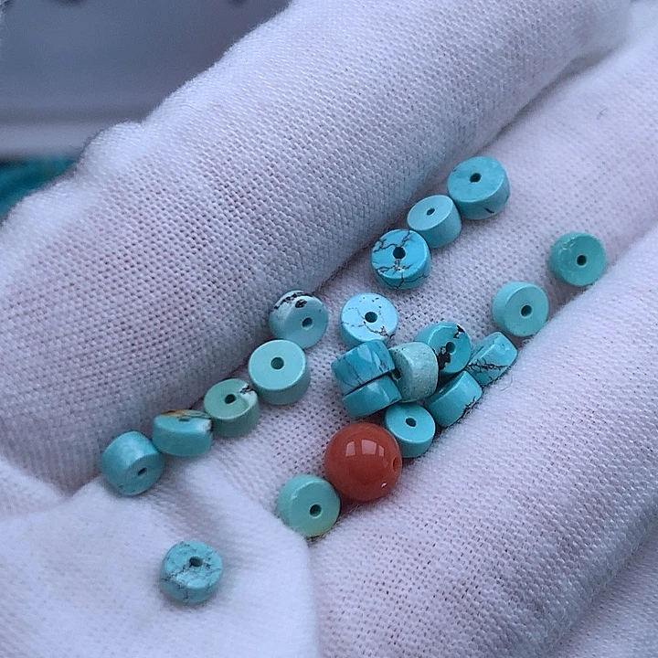 南红玛瑙未镶嵌珠宝奇石