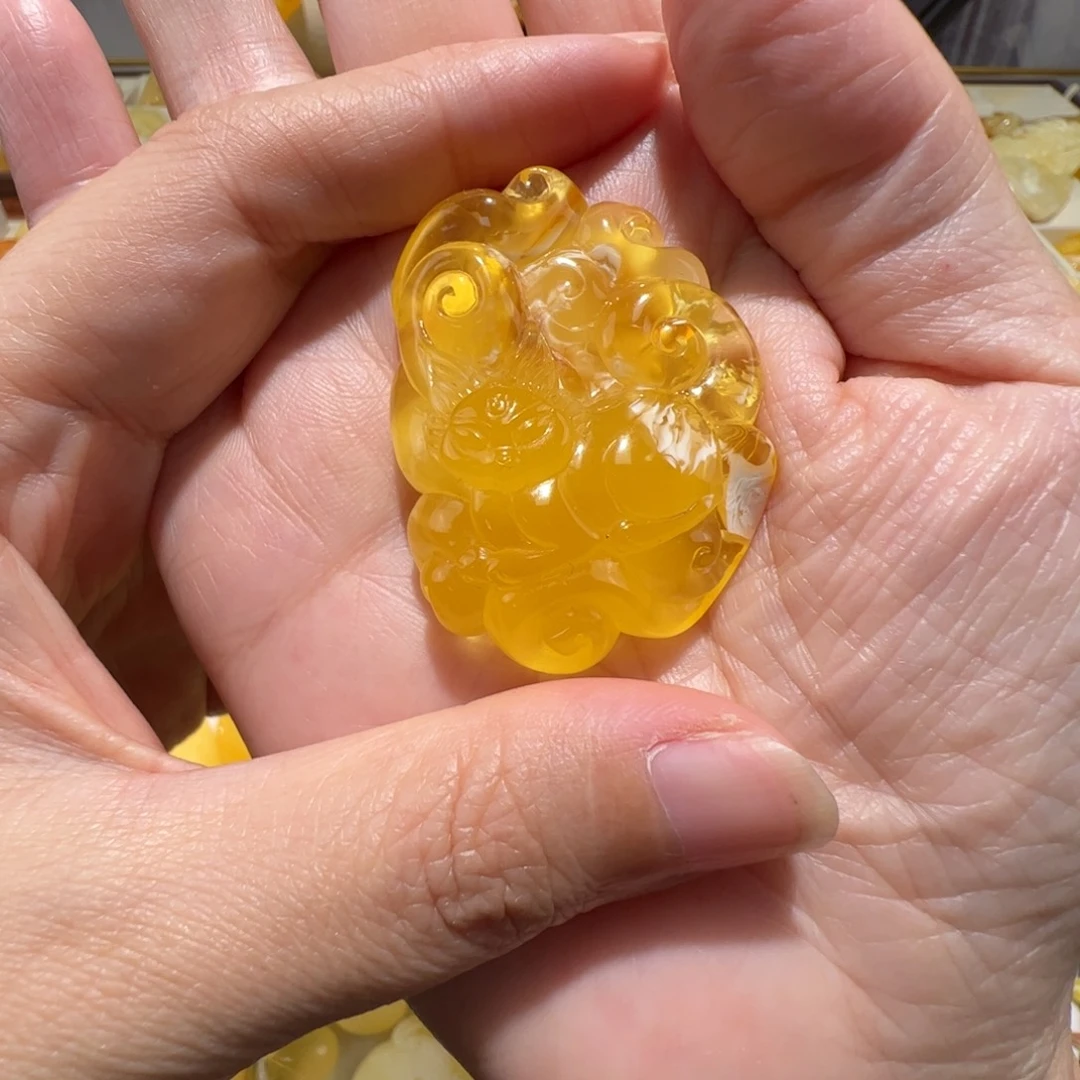 琥珀未镶嵌裸石蜜蜡