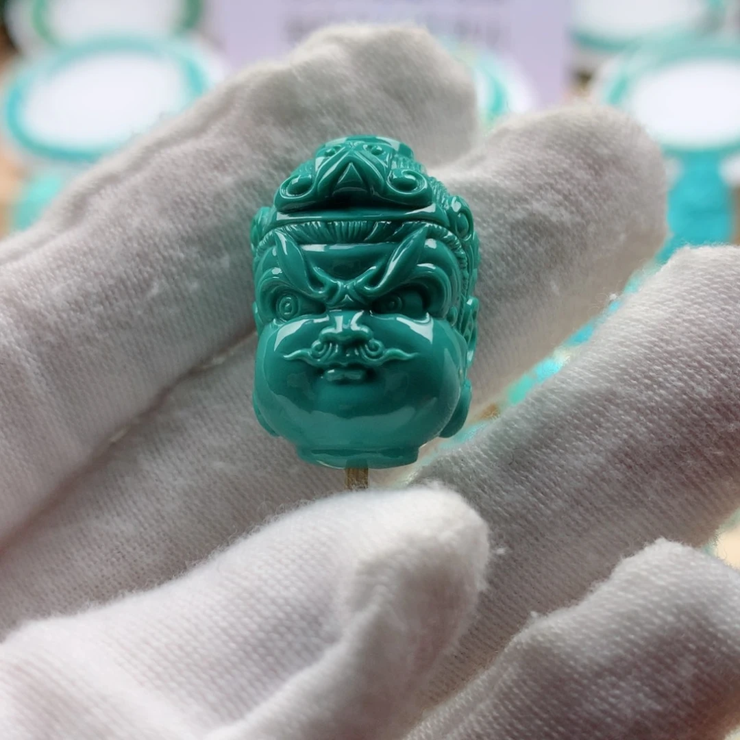 绿松石配饰未镶嵌