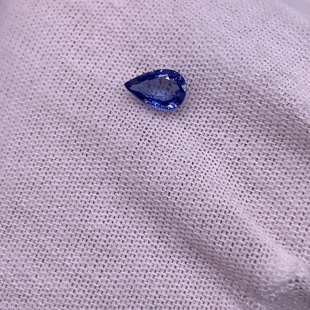 蓝宝石裸石99877899877