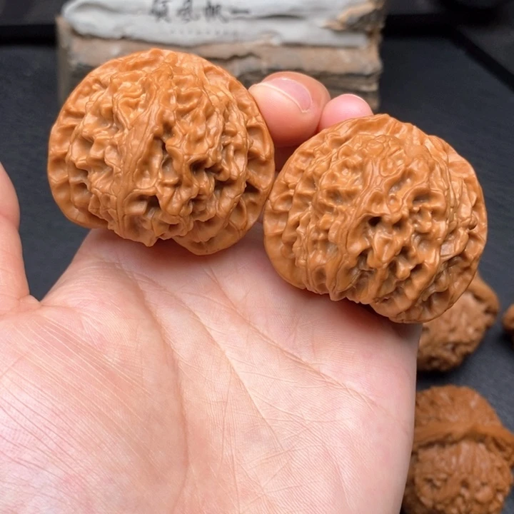 文玩核桃吊坠全品43苹果