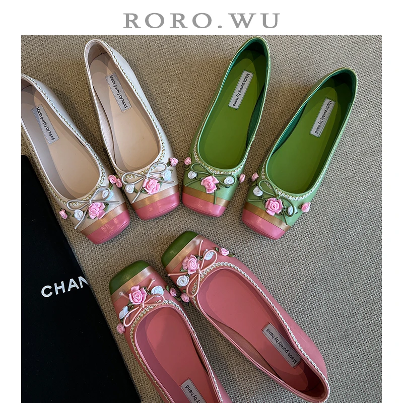 娆娆吴·通勤水洗牛皮田园中式小众花朵仙女方头拼色减龄单鞋D117