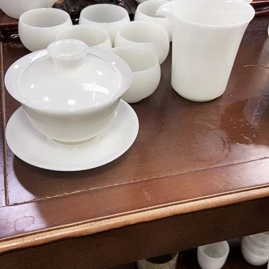 璞玉元宝盖碗套组