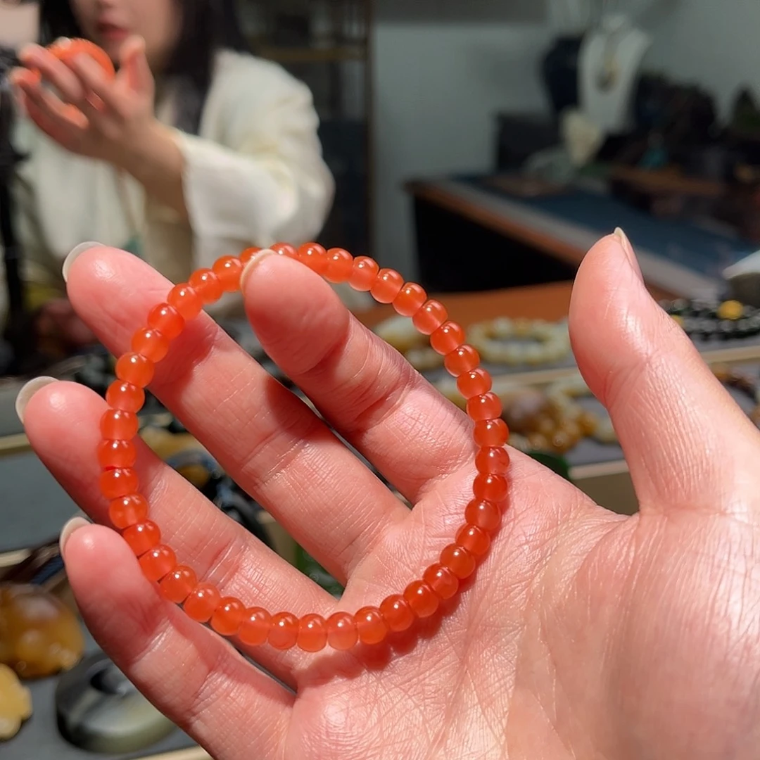 南红玛瑙手链未镶嵌