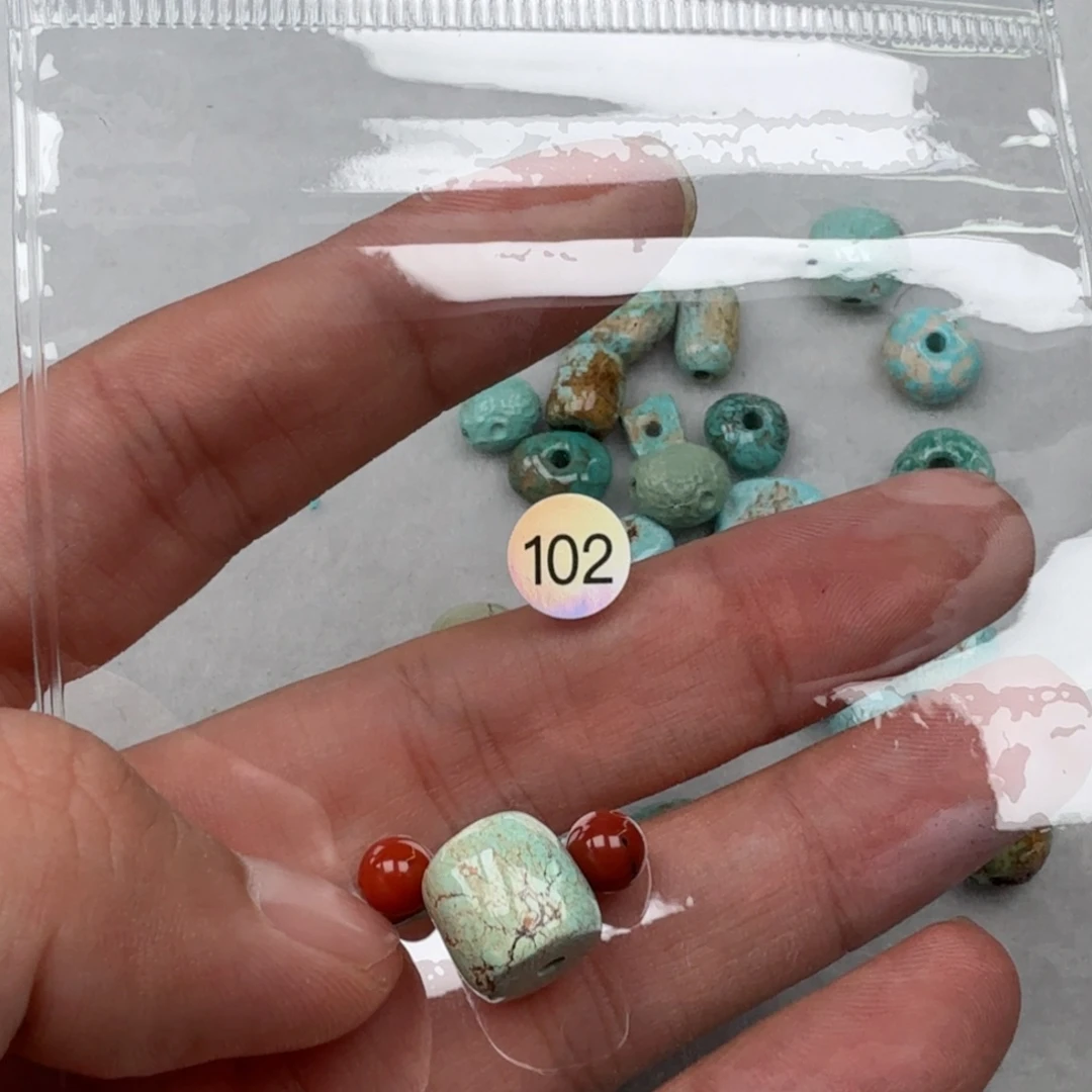 南红玛瑙未镶嵌珠宝奇石