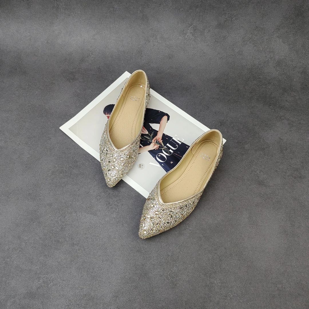 2025春季新款尖头平底时尚水钻女人味高级轻奢百搭女单鞋-11559