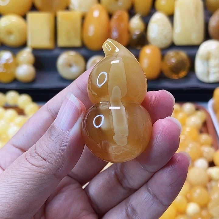 蜜蜡未镶嵌吊坠(不含链)