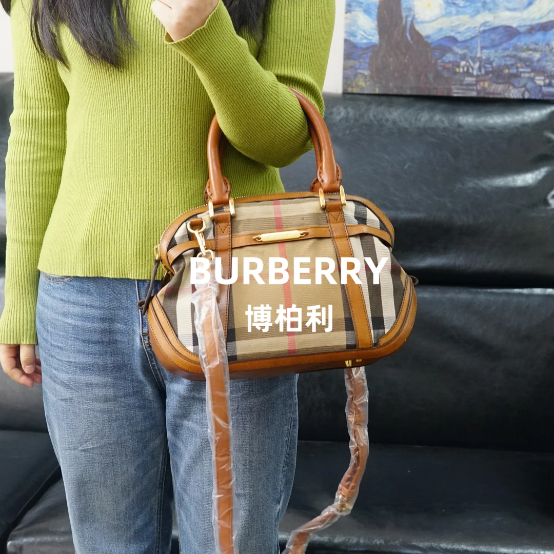 95新 BURBERRY/博柏利 巴宝莉/格纹拼皮斜挎包/FYBB01522039/2039
