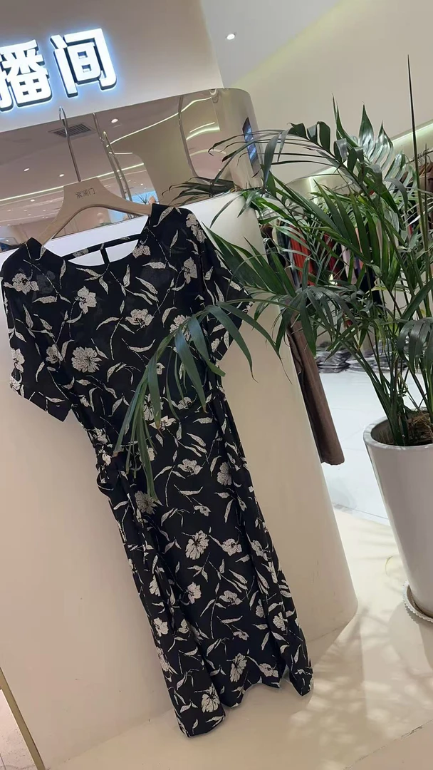 高端时尚百搭连衣裙FA039