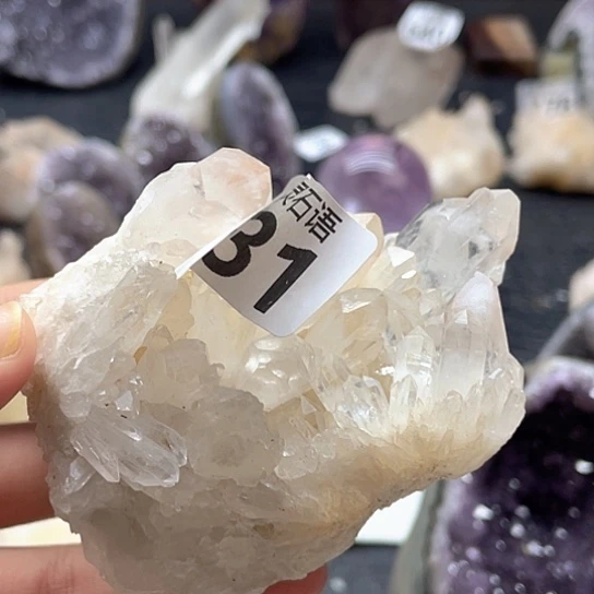 未镶嵌水晶大型摆件（非配饰）