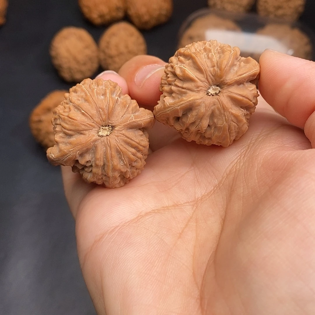 文玩核桃把件金麒麟全品33