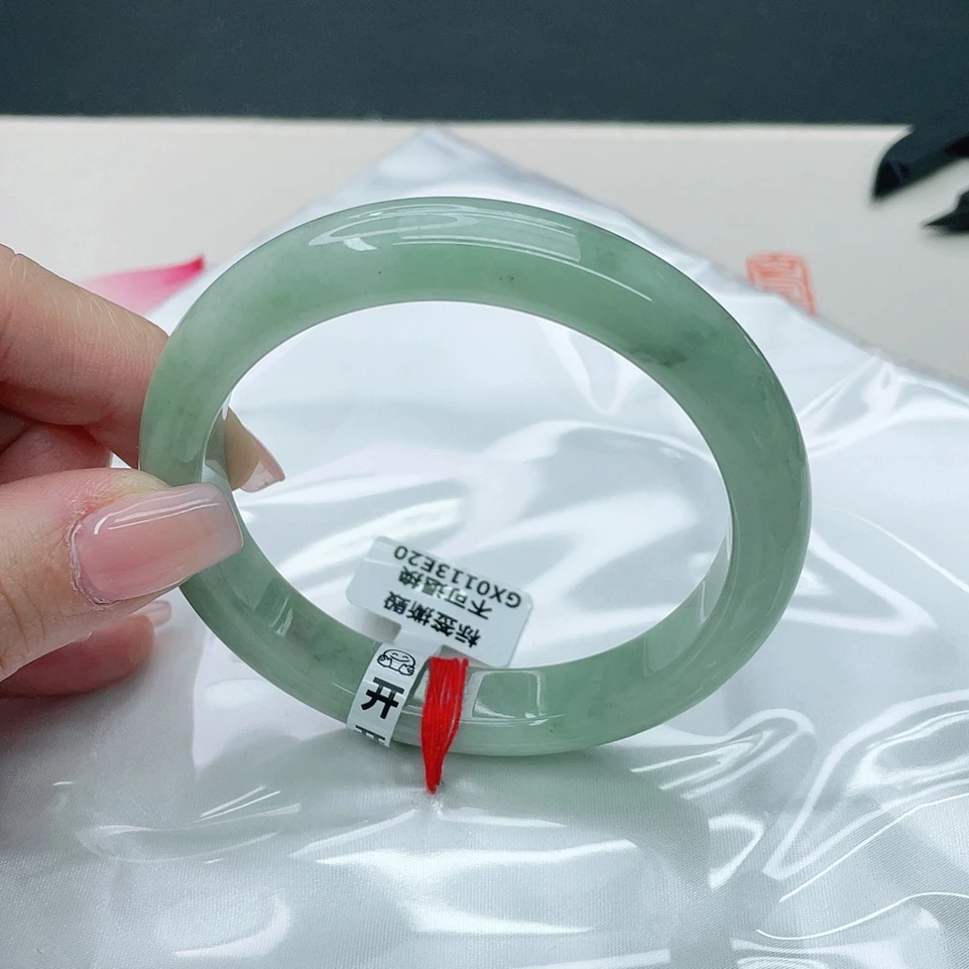 翡翠手镯未镶嵌正60.5