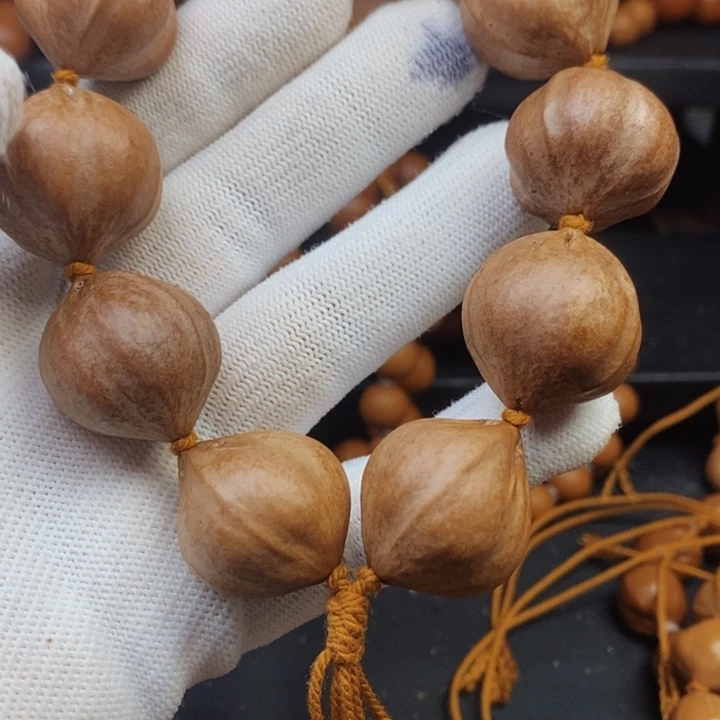 橄榄核手串/手链，**゛2.3蒜头核014