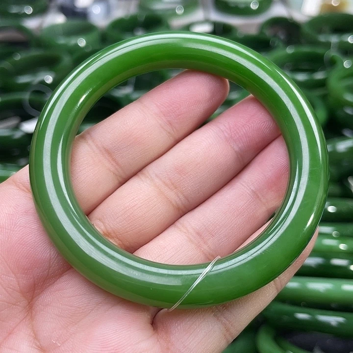 未镶嵌手镯和田玉（碧玉）