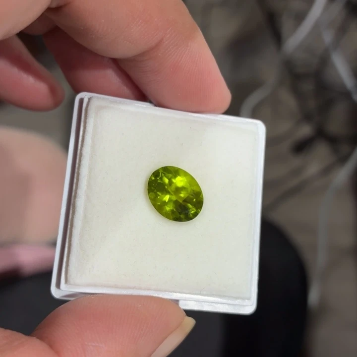 未镶嵌橄榄石裸石裸石4.93克拉