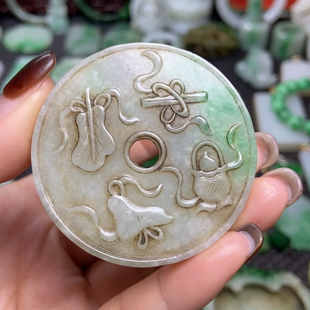 翡翠未镶嵌挂件清