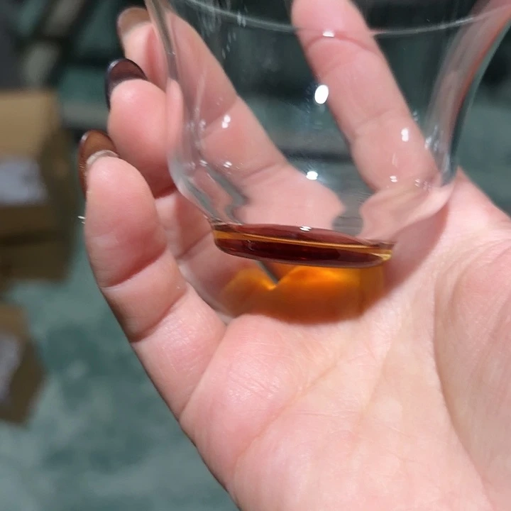 玻璃茶水清杯琥珀色