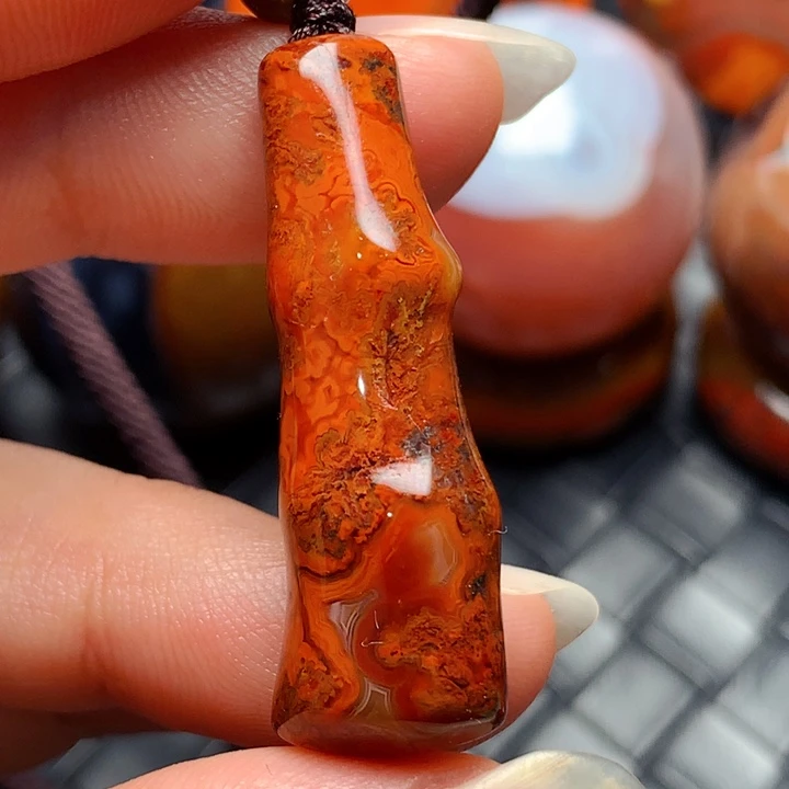 玛瑙/玉髓颈饰足银镀金镶嵌东*哥