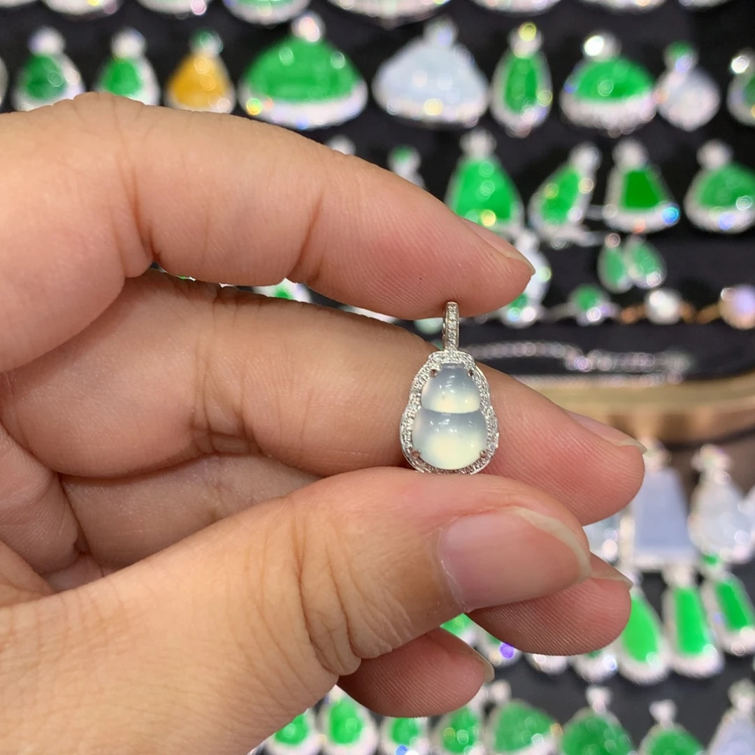 翡翠18K金镶嵌吊坠(不含链)吊坠