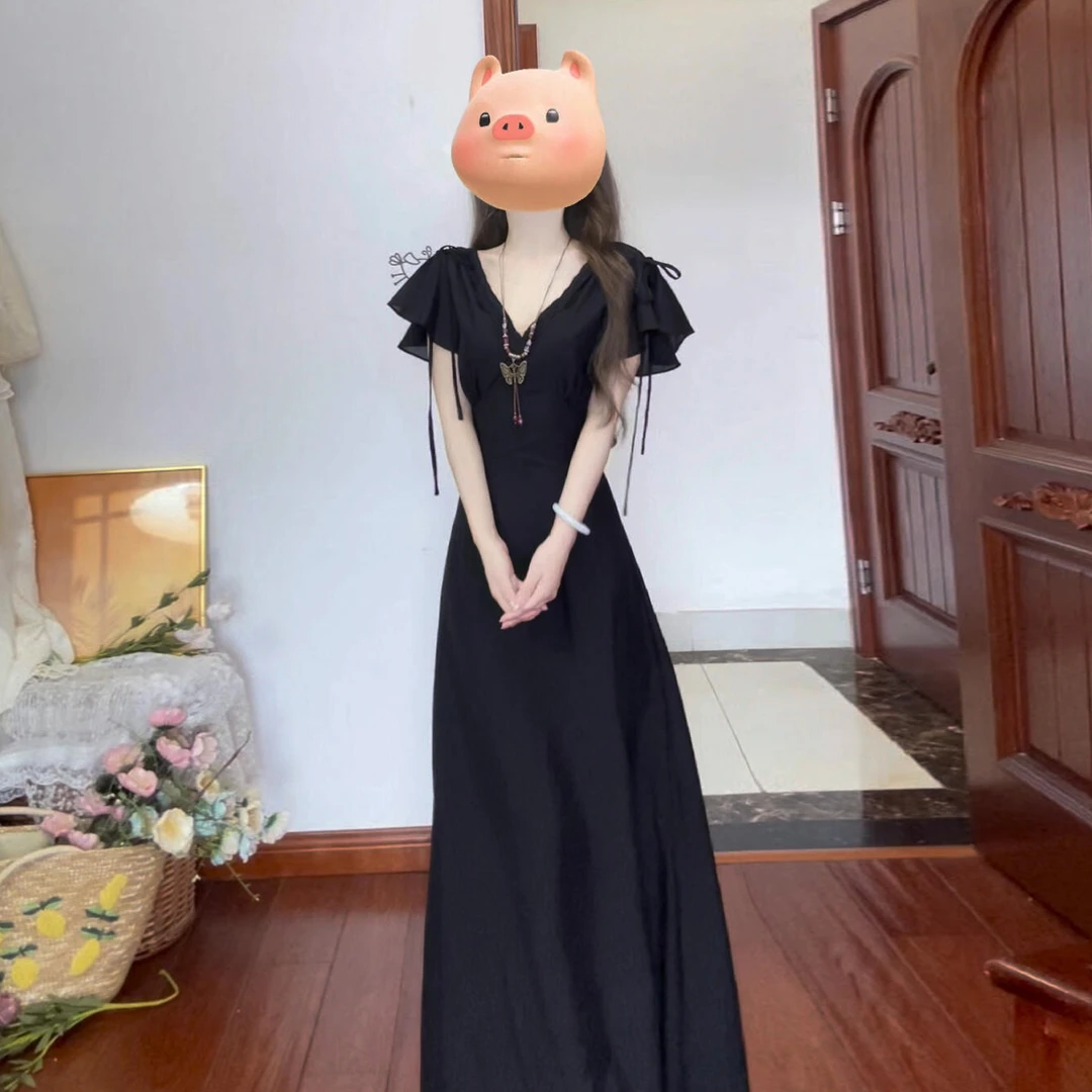 小个子巨好看气质黑色v领连衣裙子女夏季2026新款小众不撞款长裙