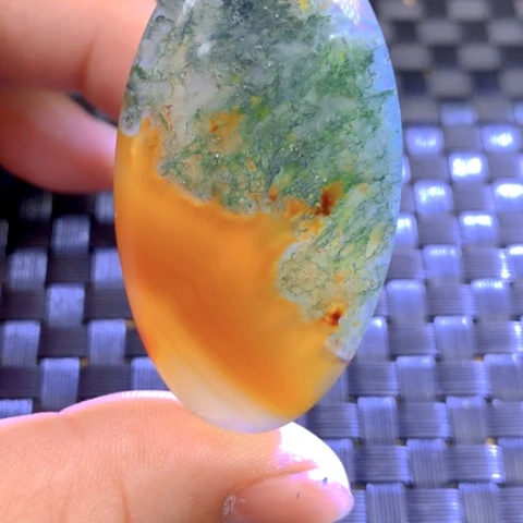 玛瑙/玉髓颈饰合金维**亚